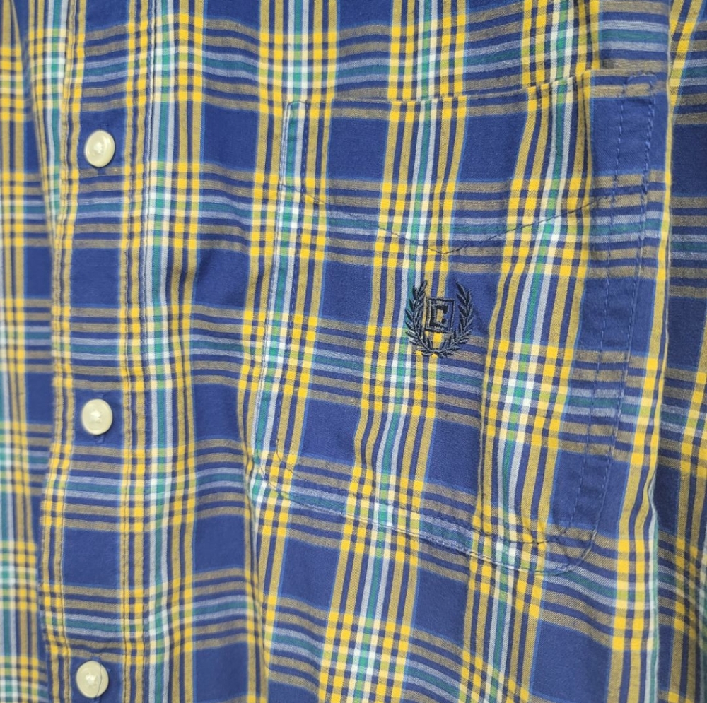 Chaps long sleeve button down shirt